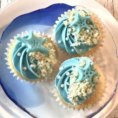 カスタムメイドカップケーキ